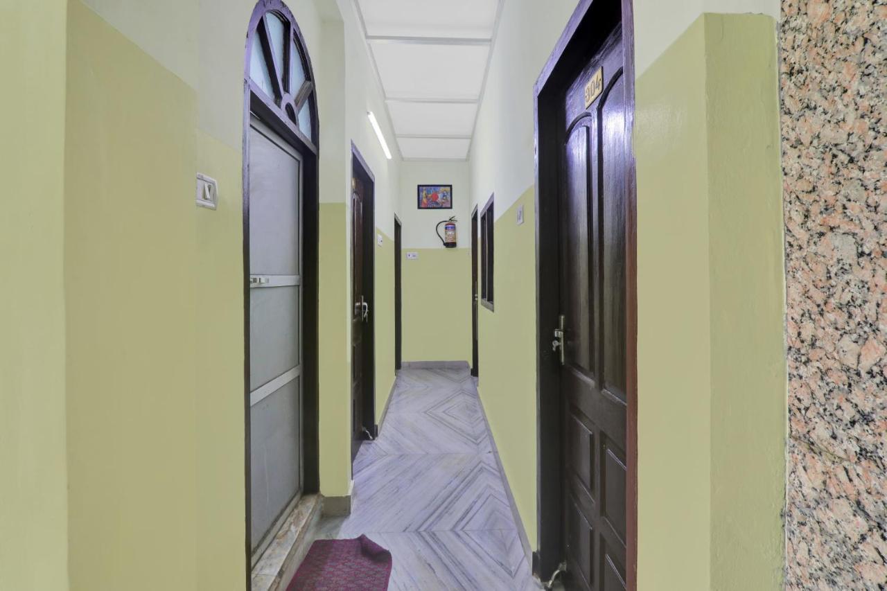 Oyo 82407 K Shree Guest House Varanasi Exterior photo